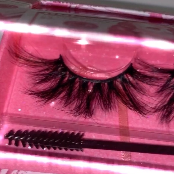 2 PAIRS! 25MM MINK LASHES 🔥 2 different styles! - Picture 4 of 8